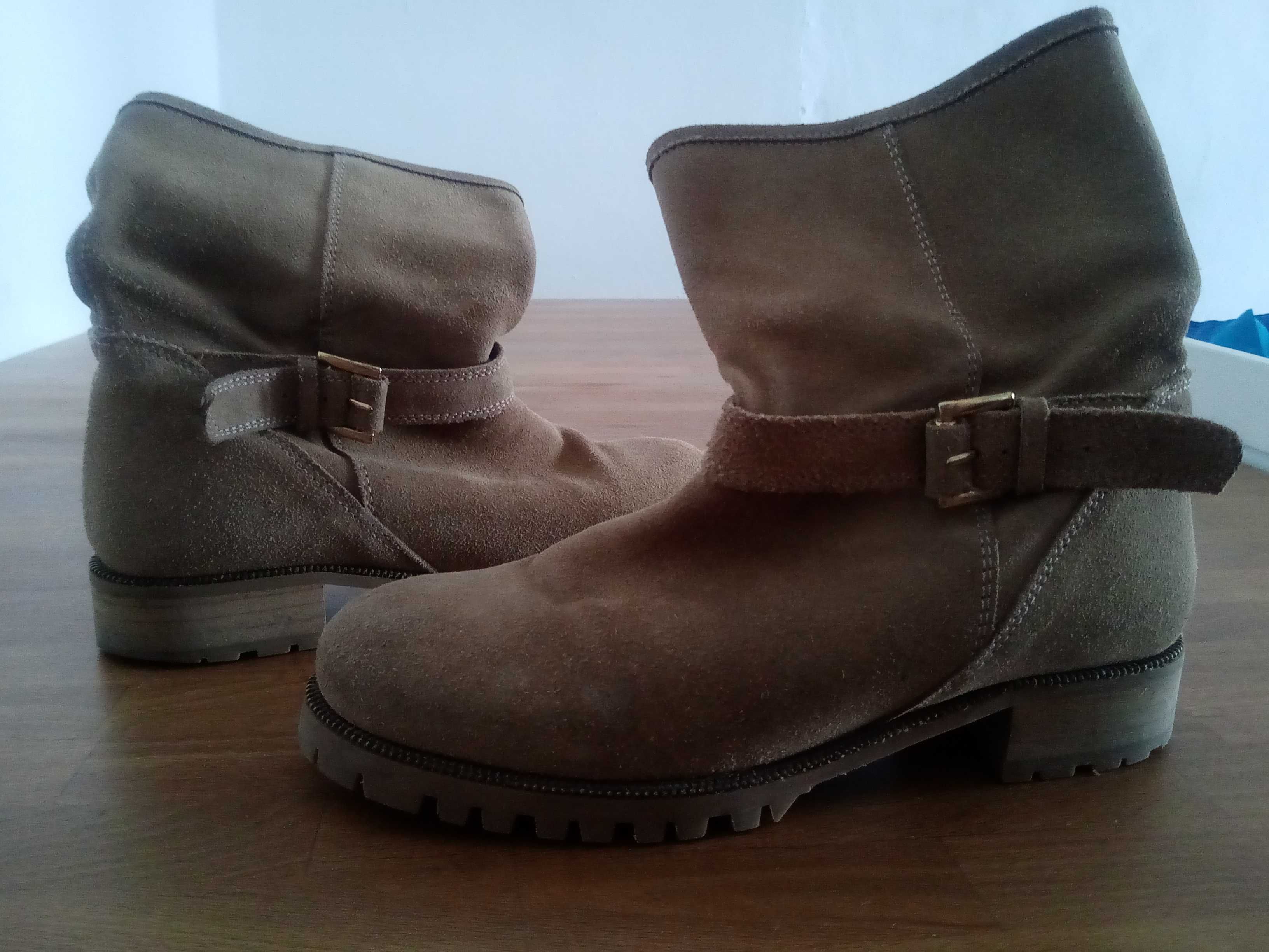 Botas Stradivarius 38