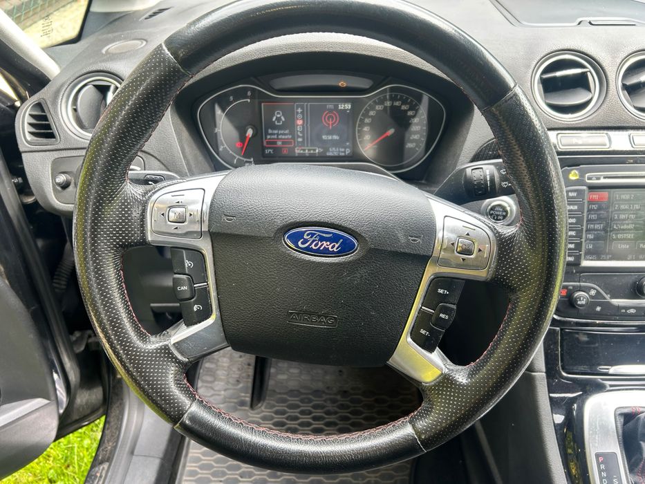 Sprzedam Forda S-Max 2013r Titanium S skrzynia biegów uszkodzona!!!