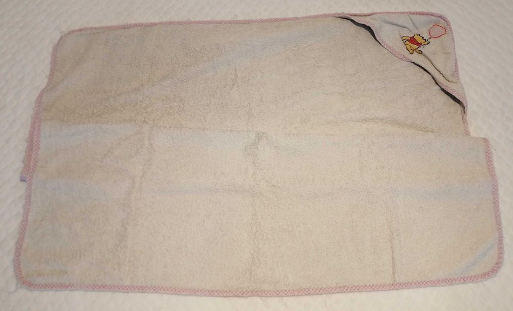 Ręcznik dziecięcy z kapturem, Kubuś Puchatek, Disney (89x93cm)