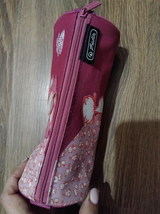 Piórnik dla dziewczynki