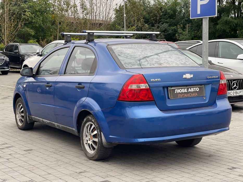 Автомобіль Chevrolet Aveo