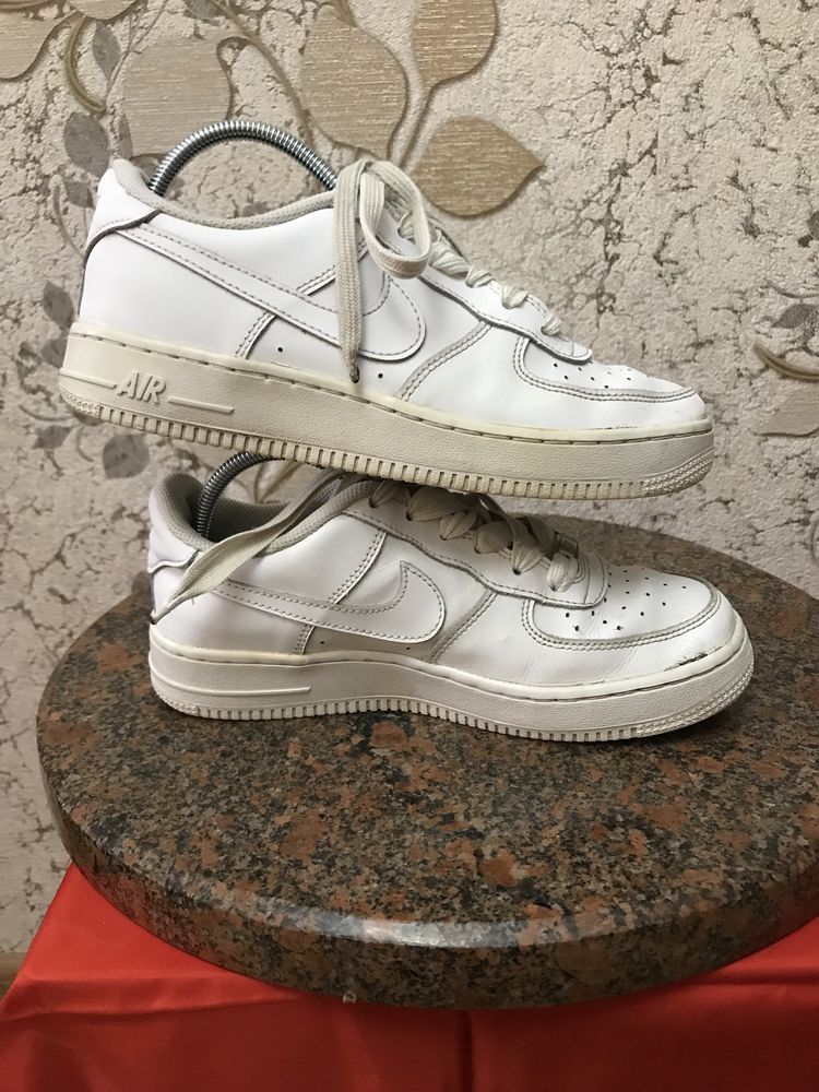 Кросівки Nike Air Force 37,5р 23,5см