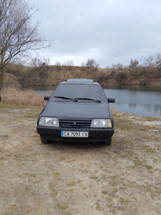 Продам ваз 2109..