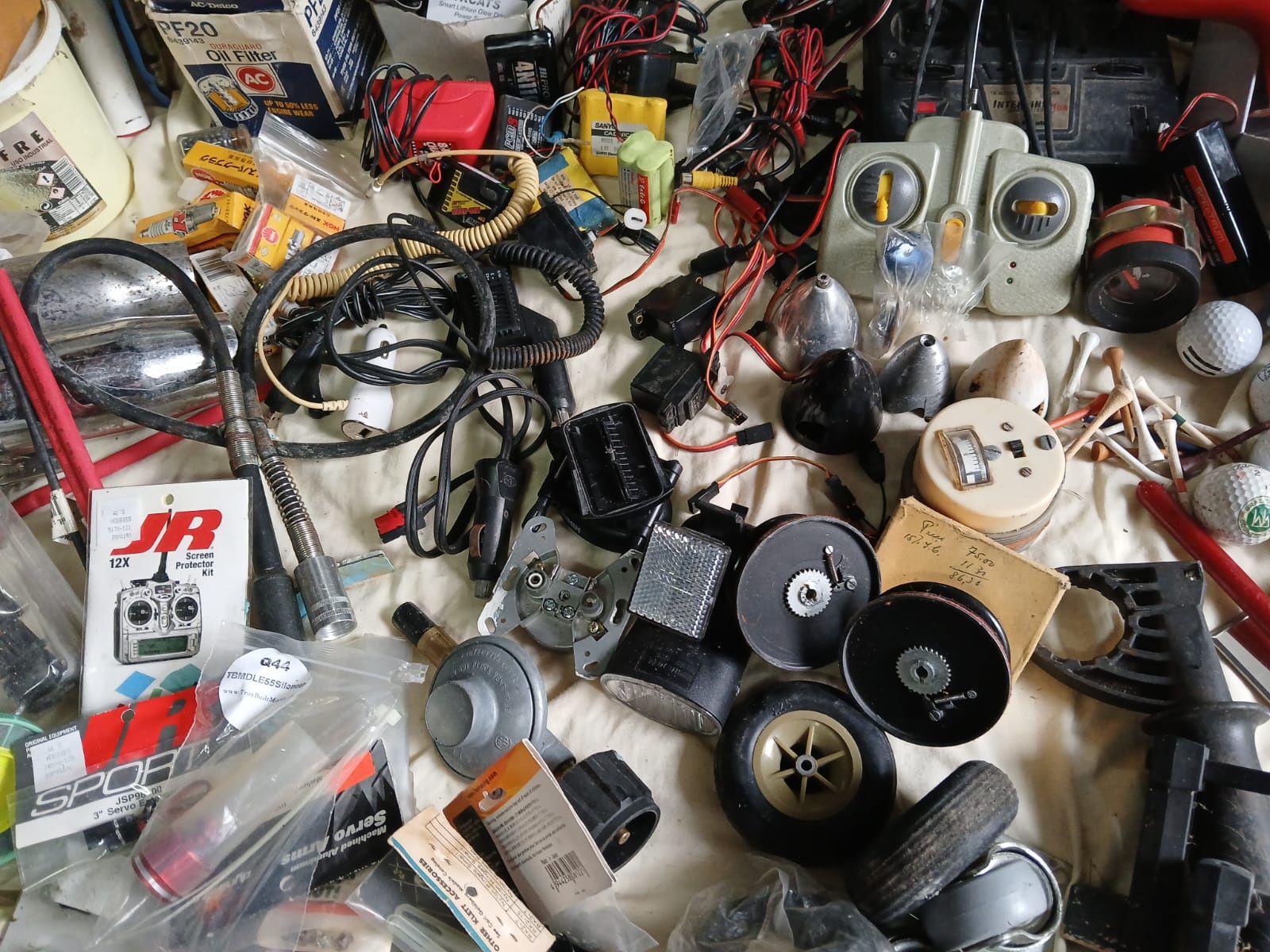 Vendo material de aeromodelismo