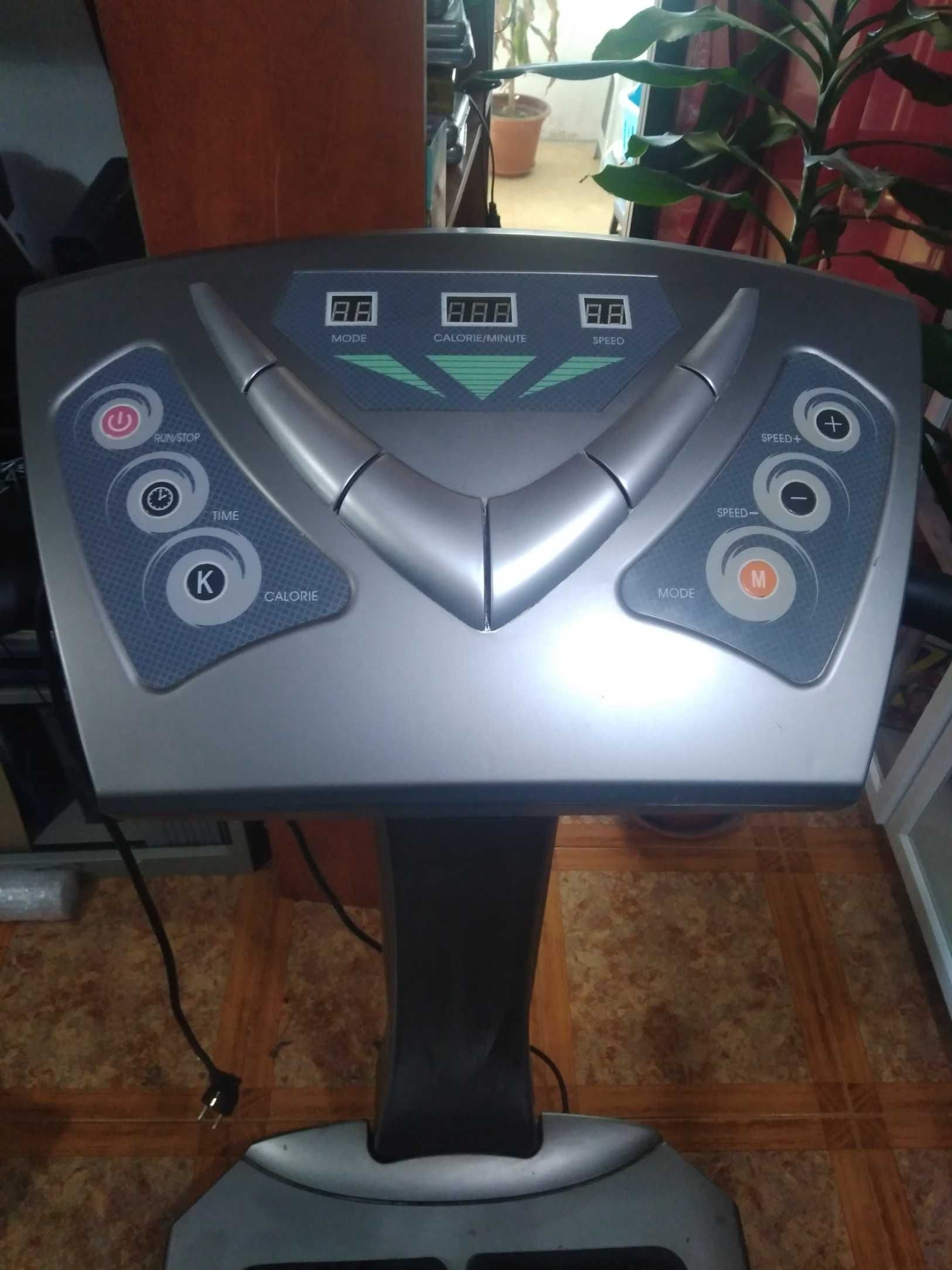 Máquina de Fitness Vibratória