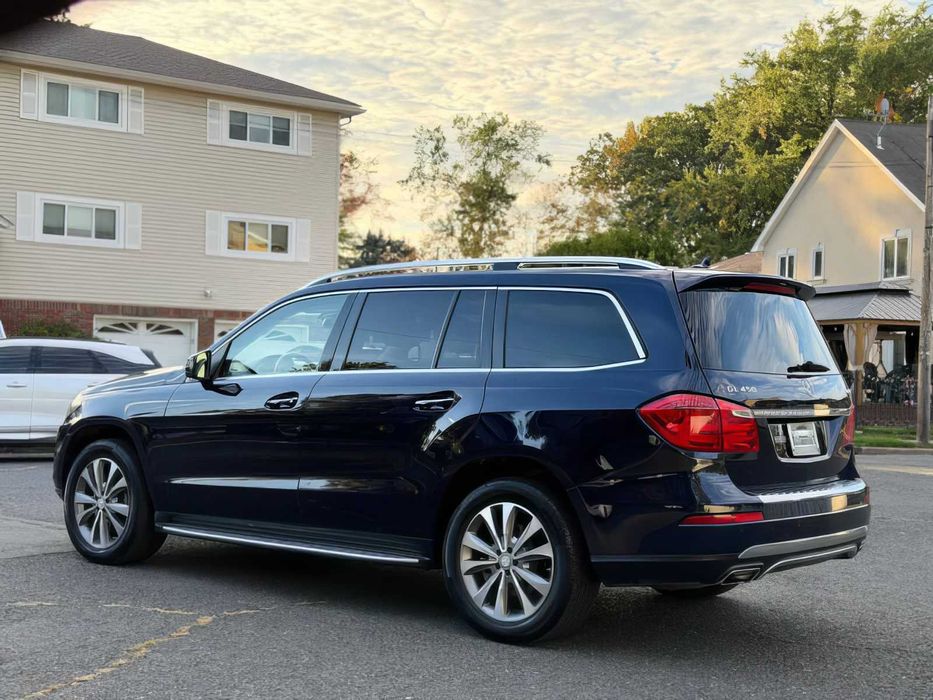 Mercedes-Benz GL-Class      2015