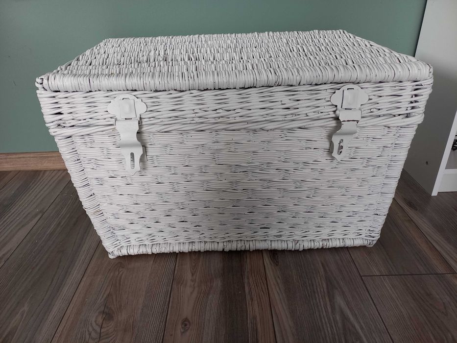 Wiklinowa skrzynia postarzana  vintage