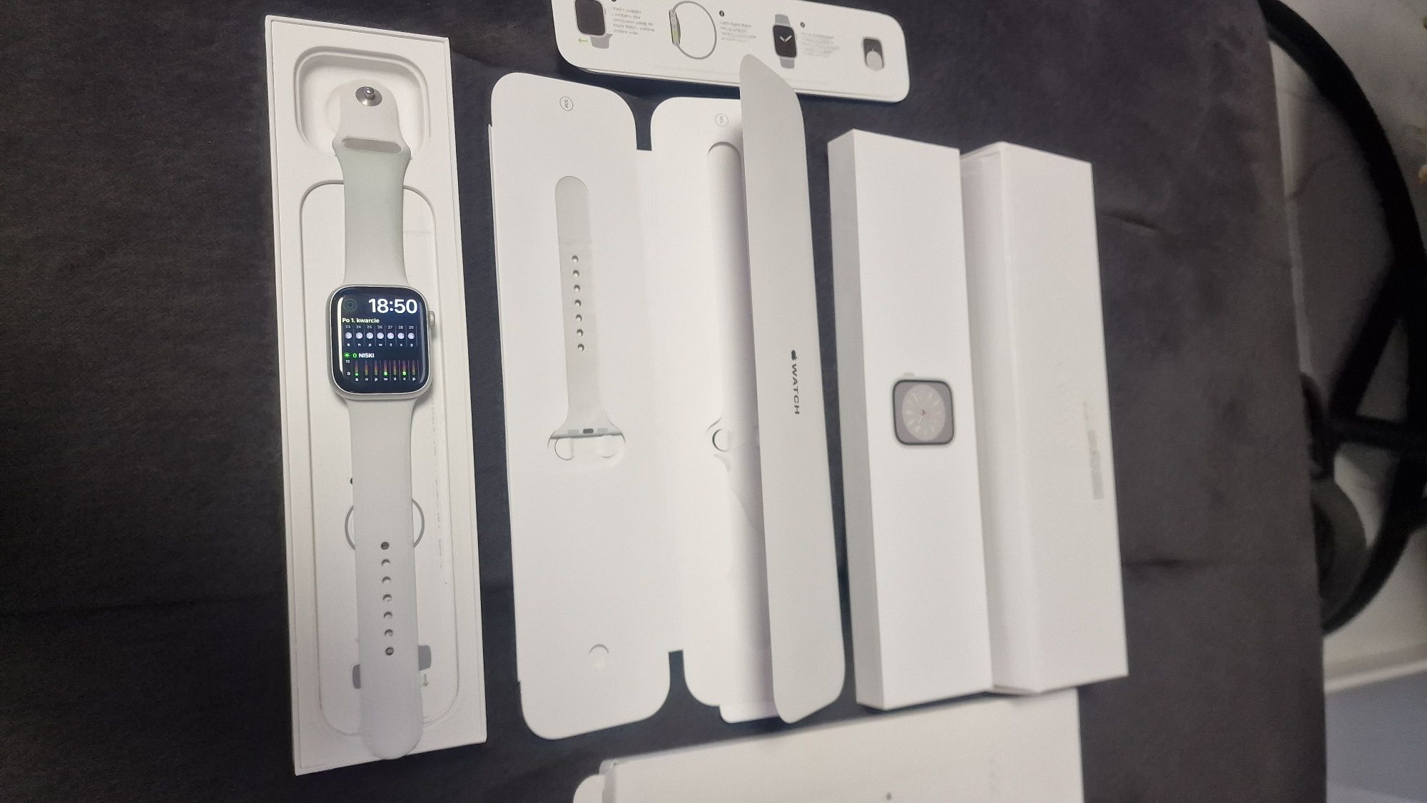 Apple Watch 8 45mm eSim LTE GPS, Silver Aluminum White A2775