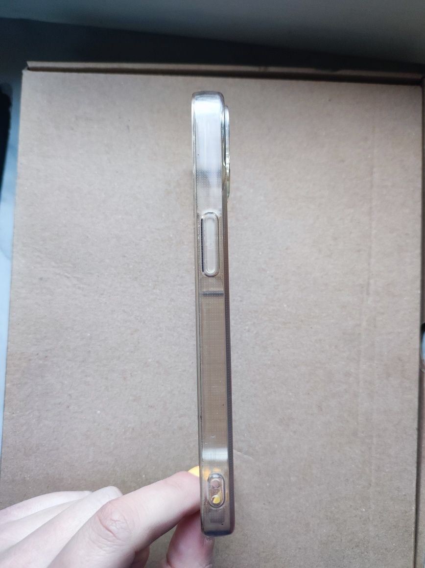 Przezroczysty case etui iphone 13