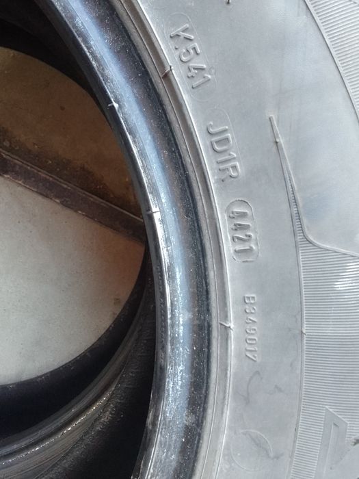 Cena za 2 Opony zimowe 225/60r17 DUNLOP 2021r 7mm