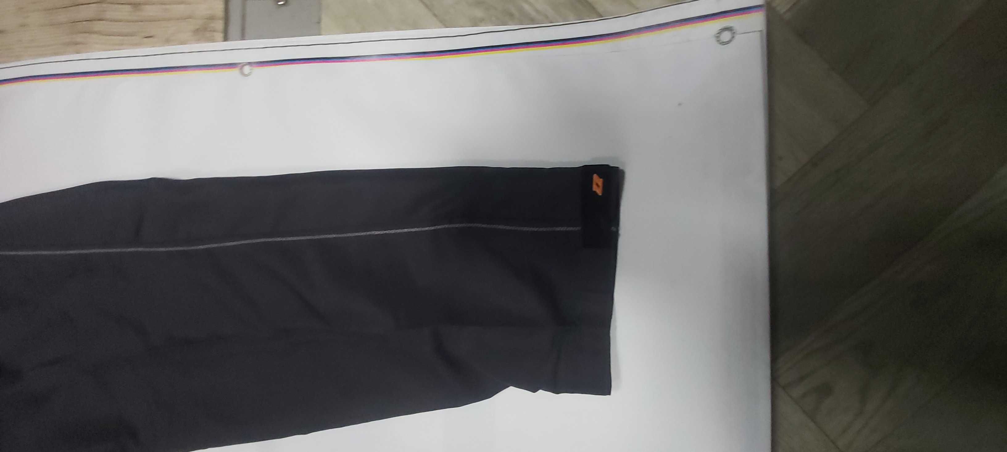 (XL) Dres ZINA URBANIC XL zielony sportowy, piłkarski,