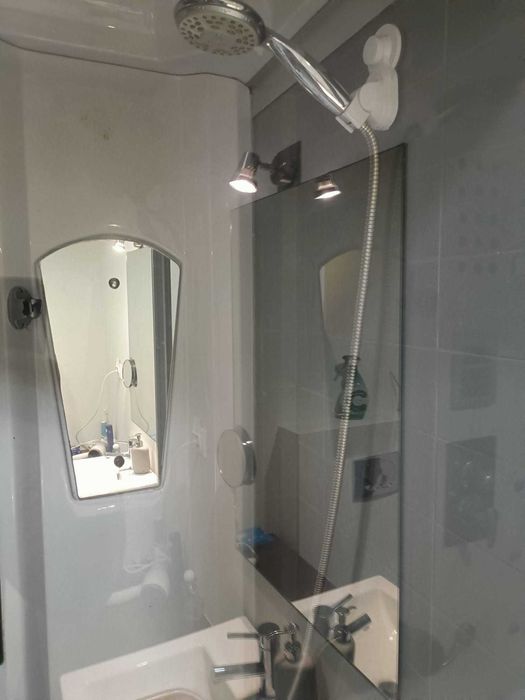 Cabine Hidromassagem com Rádio e Iluminação — Vidro Temperado