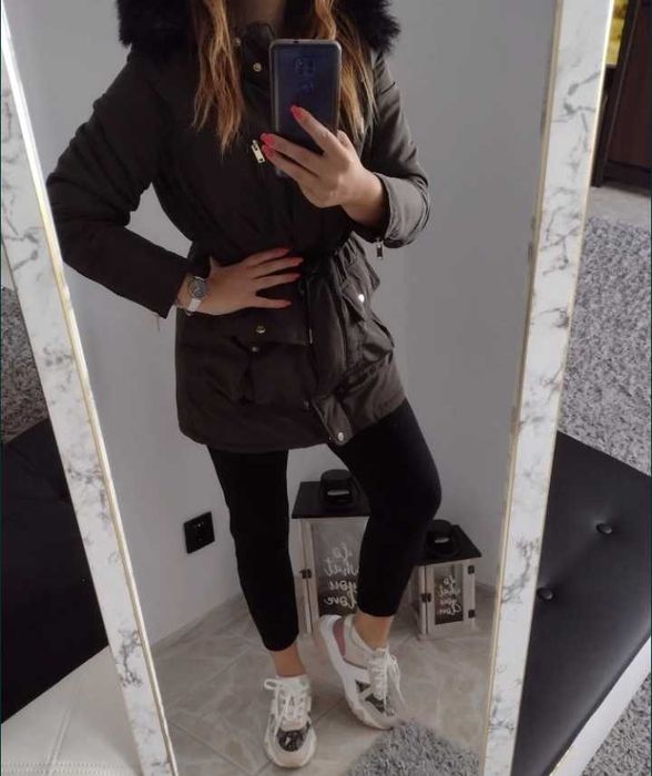 Parka khaki Pull&bear