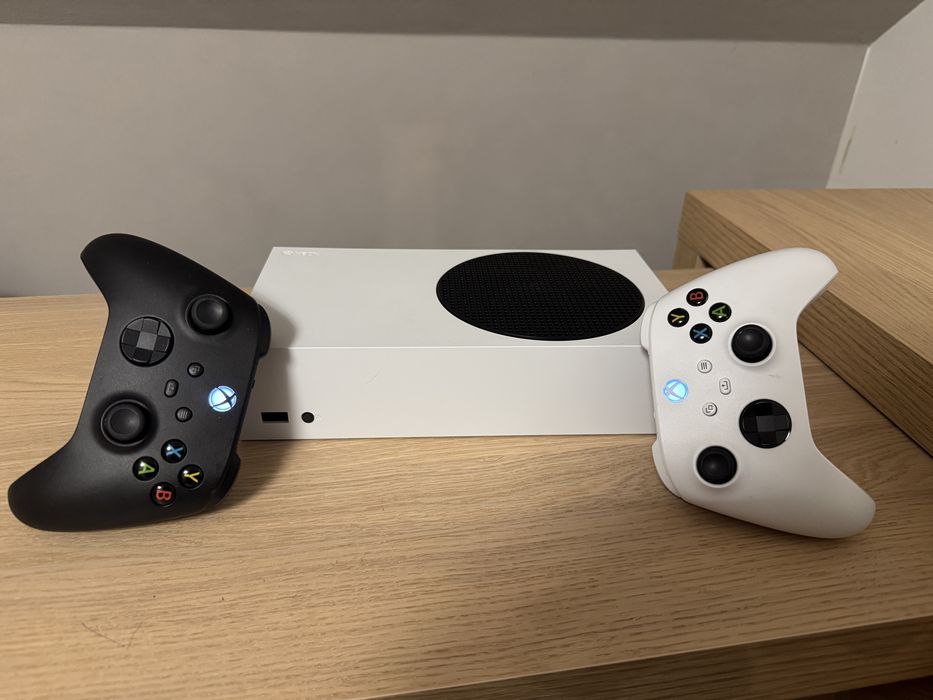 Sprzedam Xbox Series S