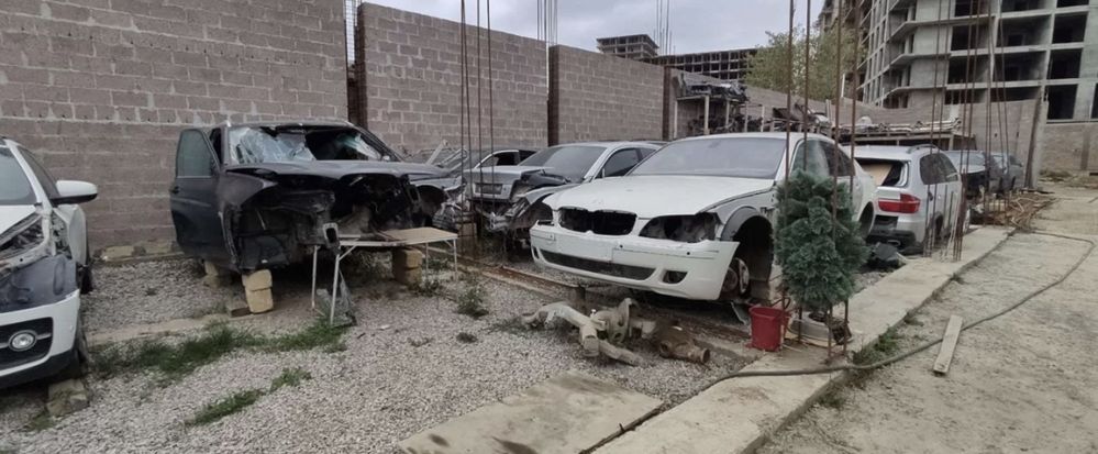 Разборка БМВ Е90 Е91 Ф10 Ф11 Е71 Е70 Е60 Е65 Е61 BMW F10 F11 E91 Капот