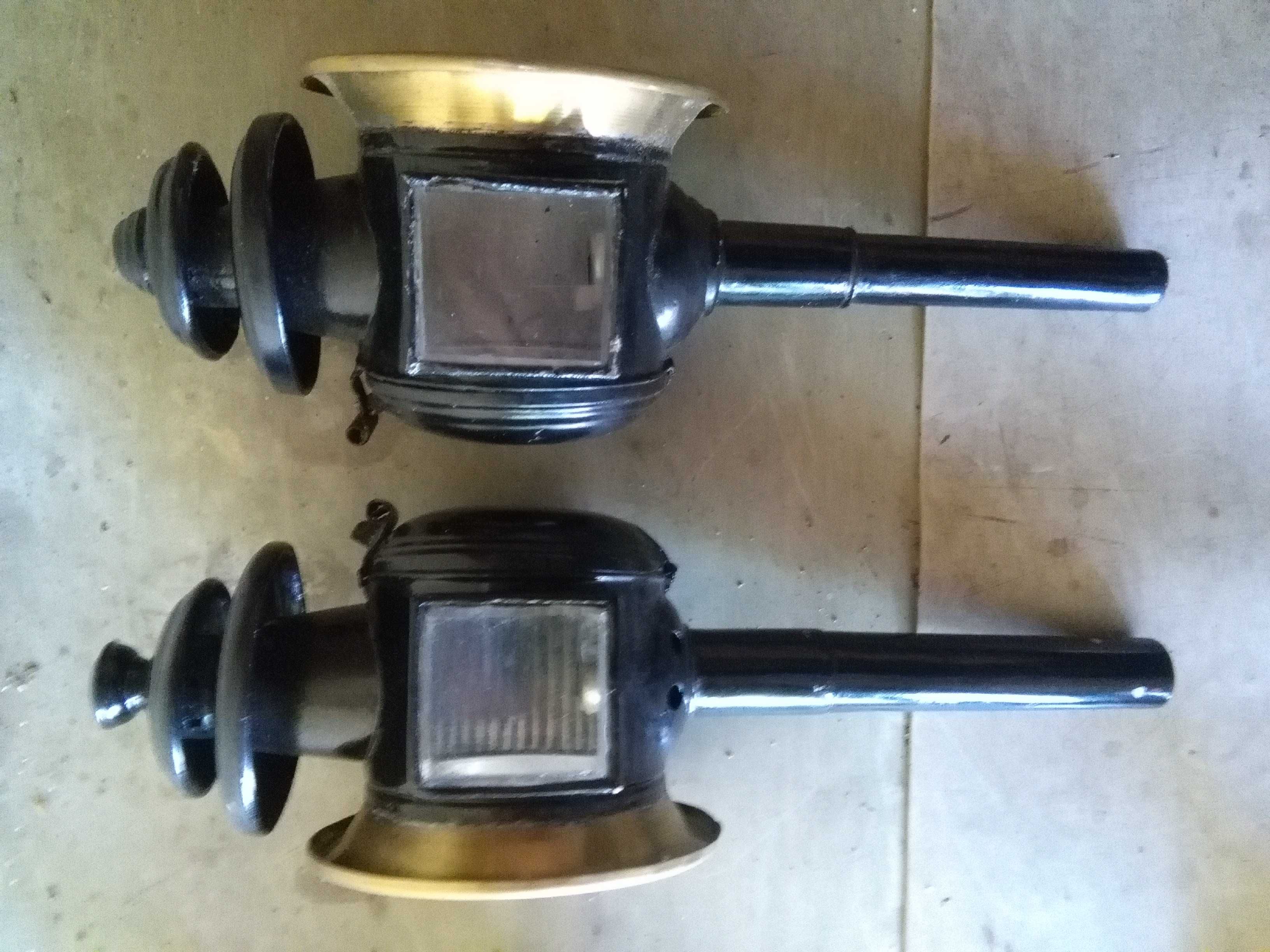 Lampy do oświetlenia bryczki na świeczkę