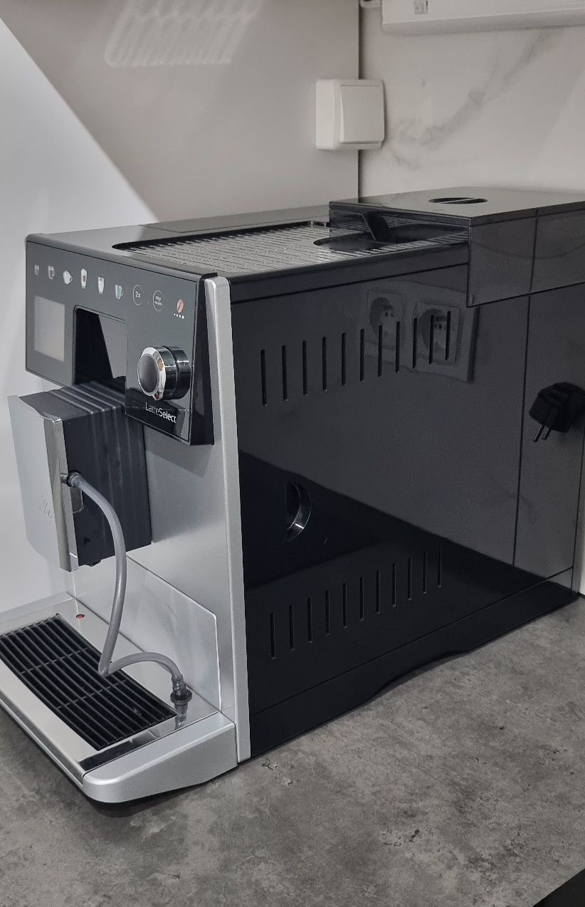 Ekspres do kawy Melitta Latte Select F63/0-2011