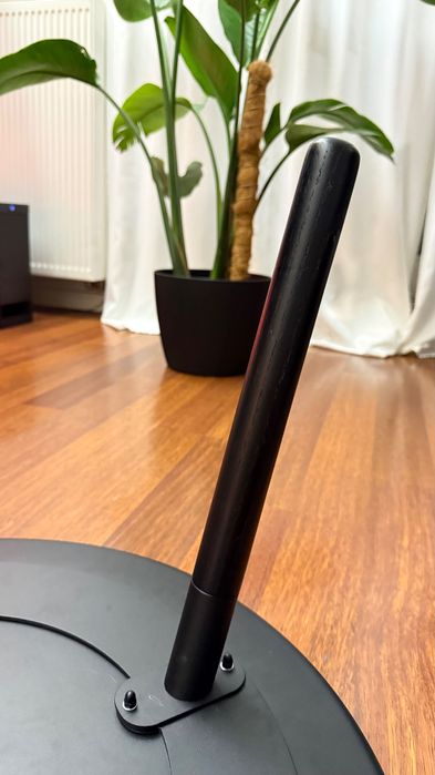 Czarny stolik kawowy, idealny do Twojego wnętrza!