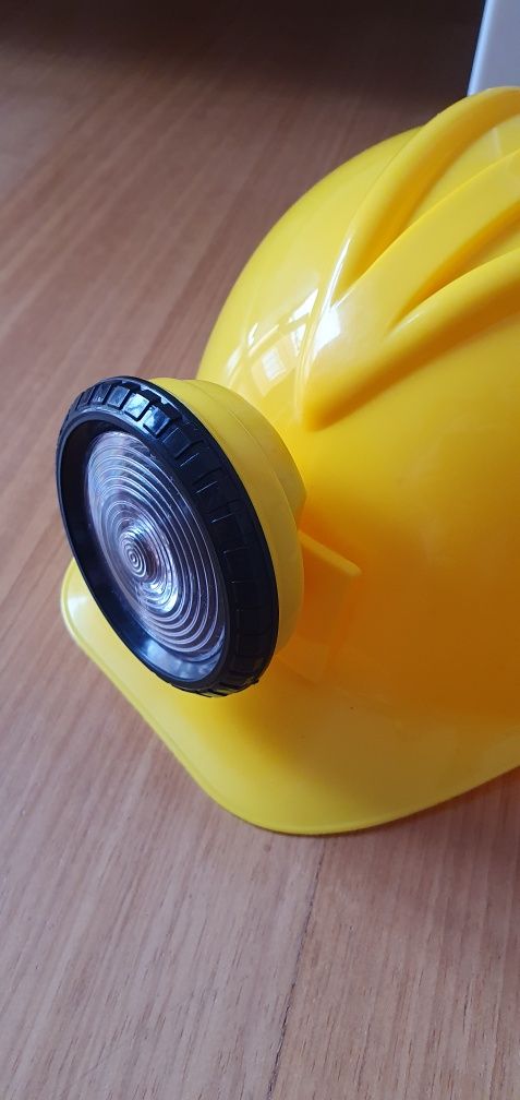 Chapéu de obras para carnaval