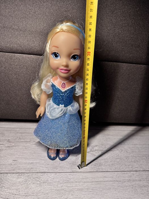 Лялька Попелюшка