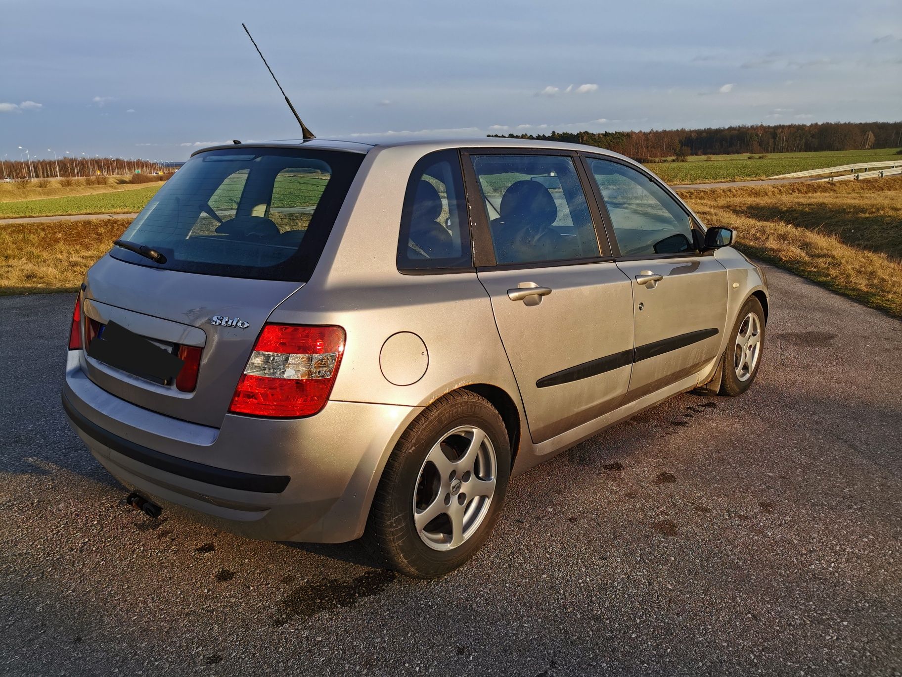 Fiat Stilo 1.8 16V 130KM b+g 2002 r.