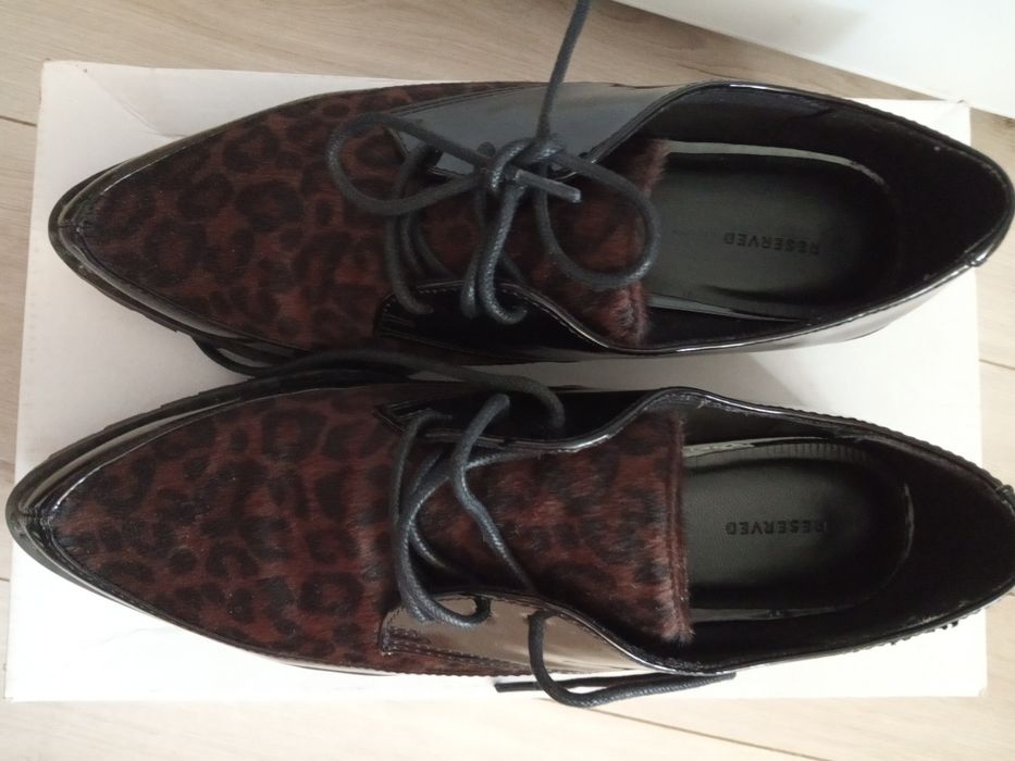 Buty damskie półbuty Reserved mokasyny panterka lakierowane r 36/37