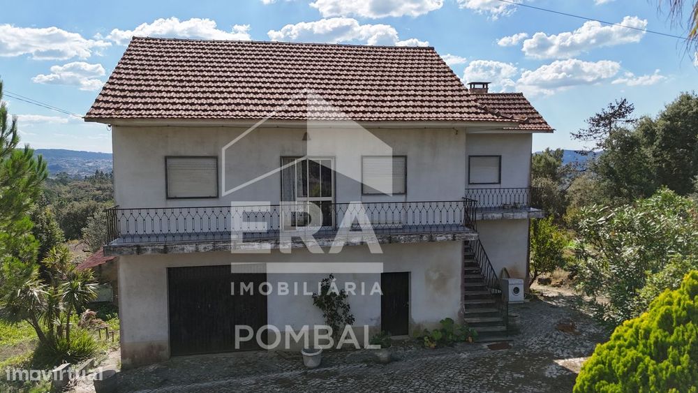 Moradia T4 em Vila Cã