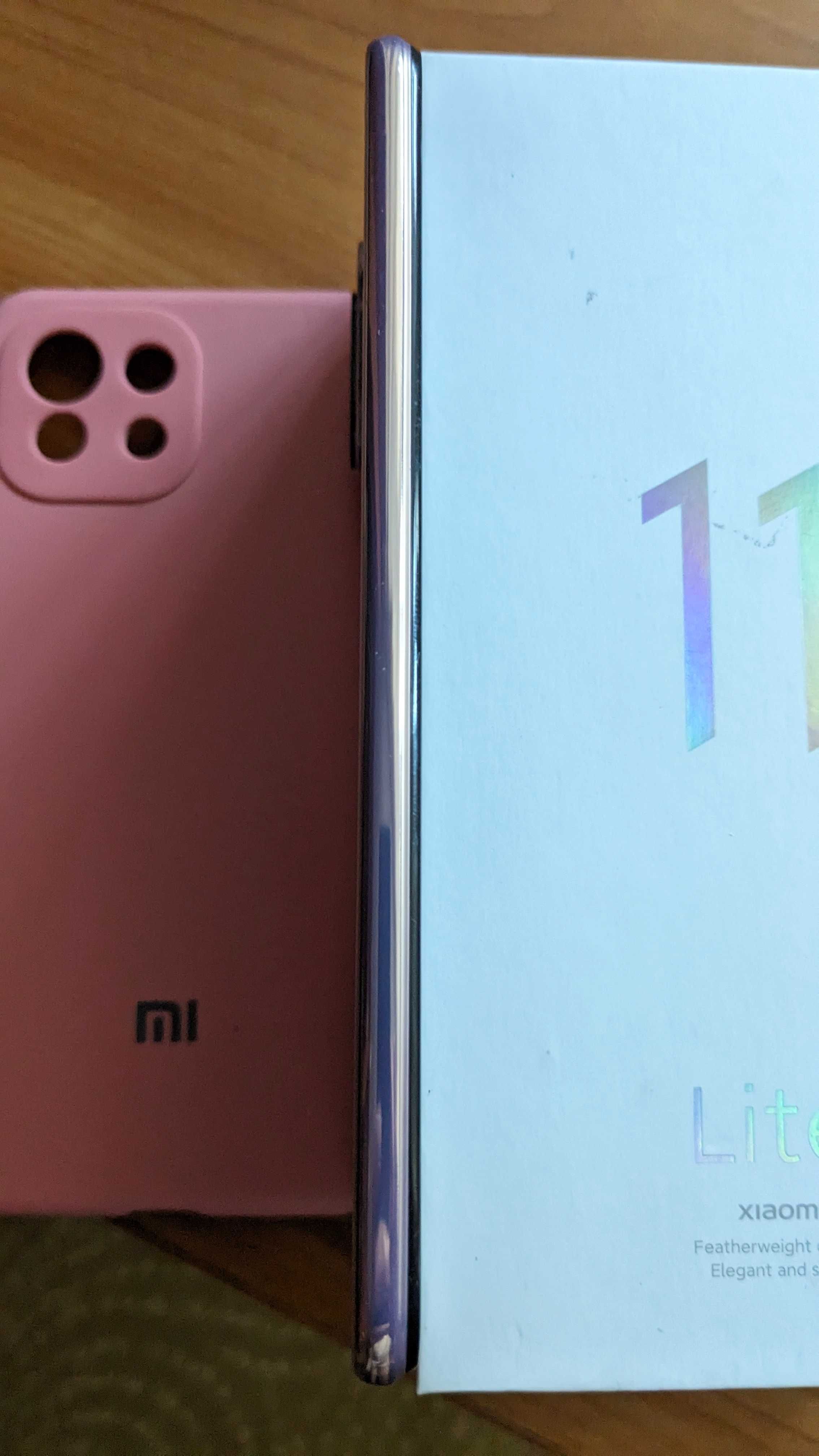 Телефон Xiaomi Mi 11 Lite 64Gb