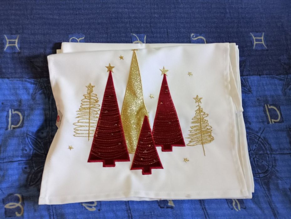 Nowy bieżnik świąteczny home & you 35x180 cm