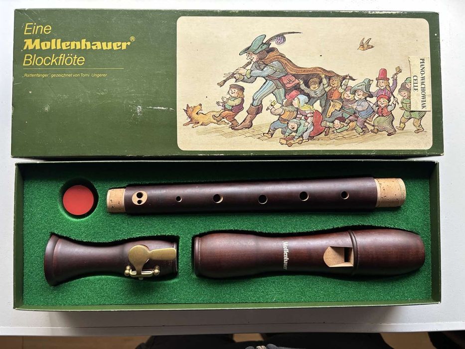 Eine MOLLENHAUER Blockflöte. Німецька флейта