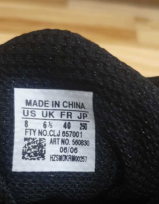 nowe oryginalne buty Adidas Resolve MID Kraków