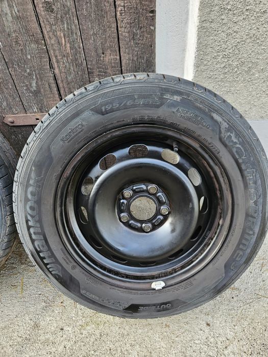 Kpl 4 opon z felgami 5x108  196/65 R15 Lato