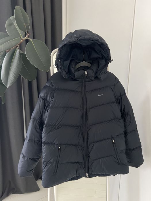 Пуховик Nike 550