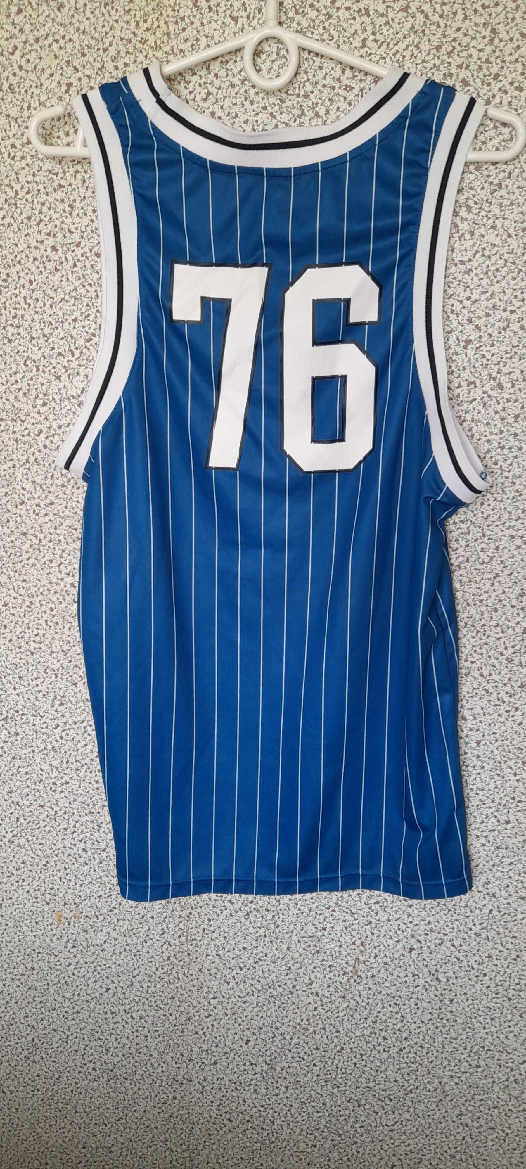 Продам баскетбольну майку New York size S
