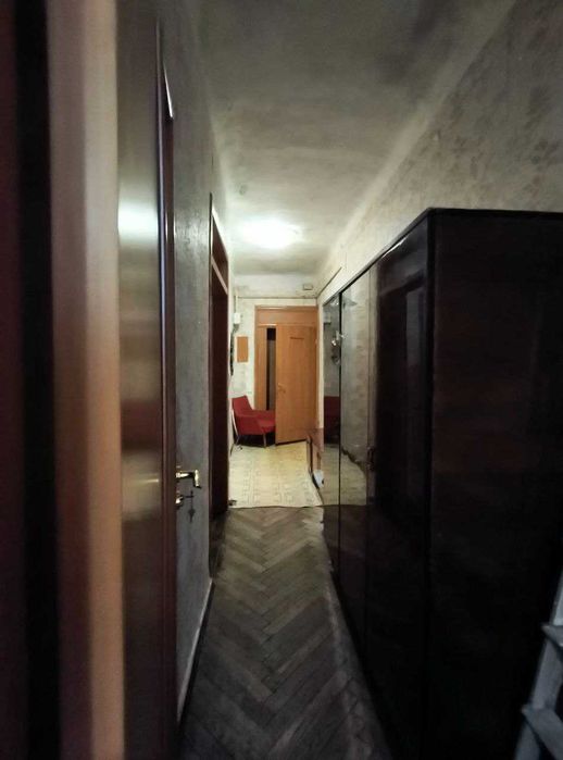 50000! Продам 3к.кв Госпром, м. Научная, Независимости 5, Центр,