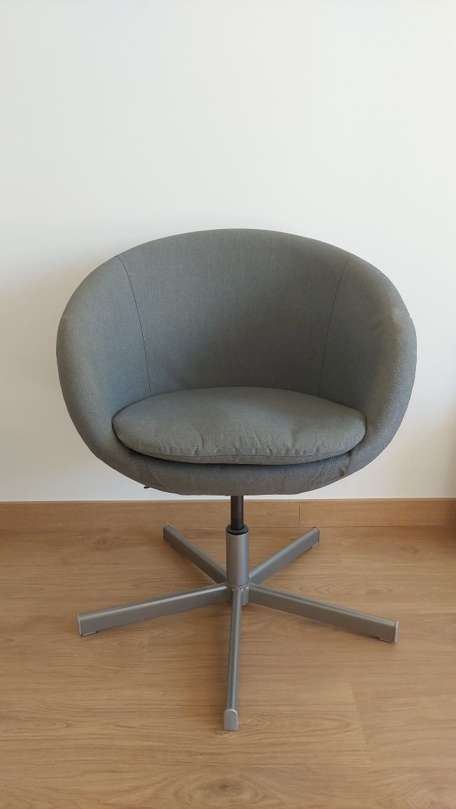 Cadeira Skruvsta IKEA Cinzento
129€