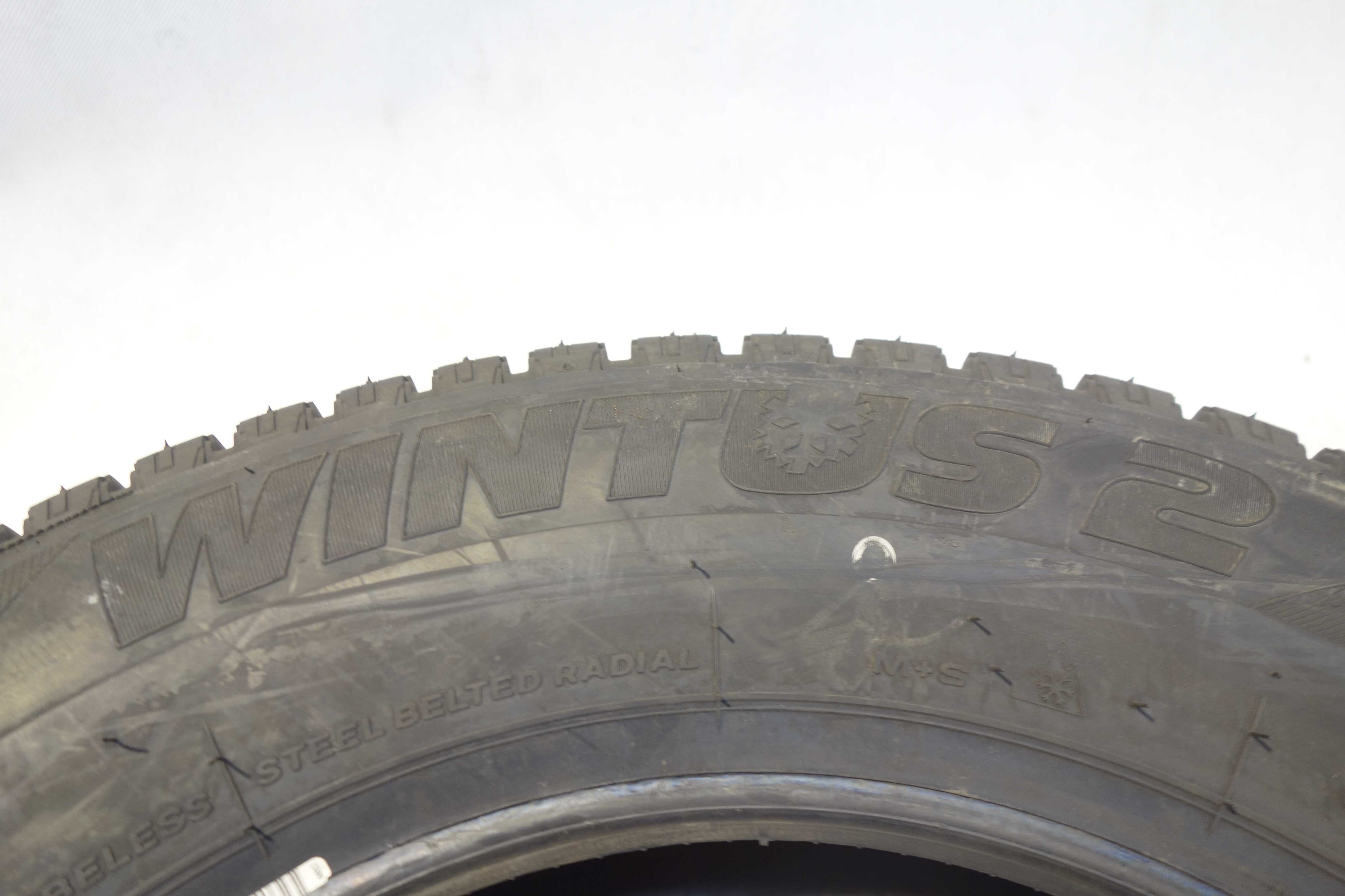 NOWE Opony zimowe 225/65/16C - LASSA Wintus 2