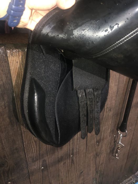 Arreio/selim sintético (sigma)