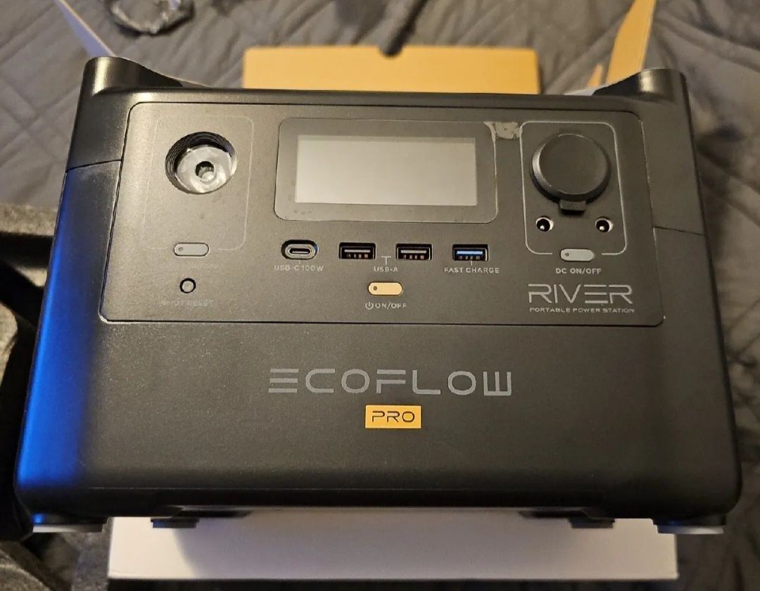 EcoFlow RIVER Pro Portable Power Station 720Wh