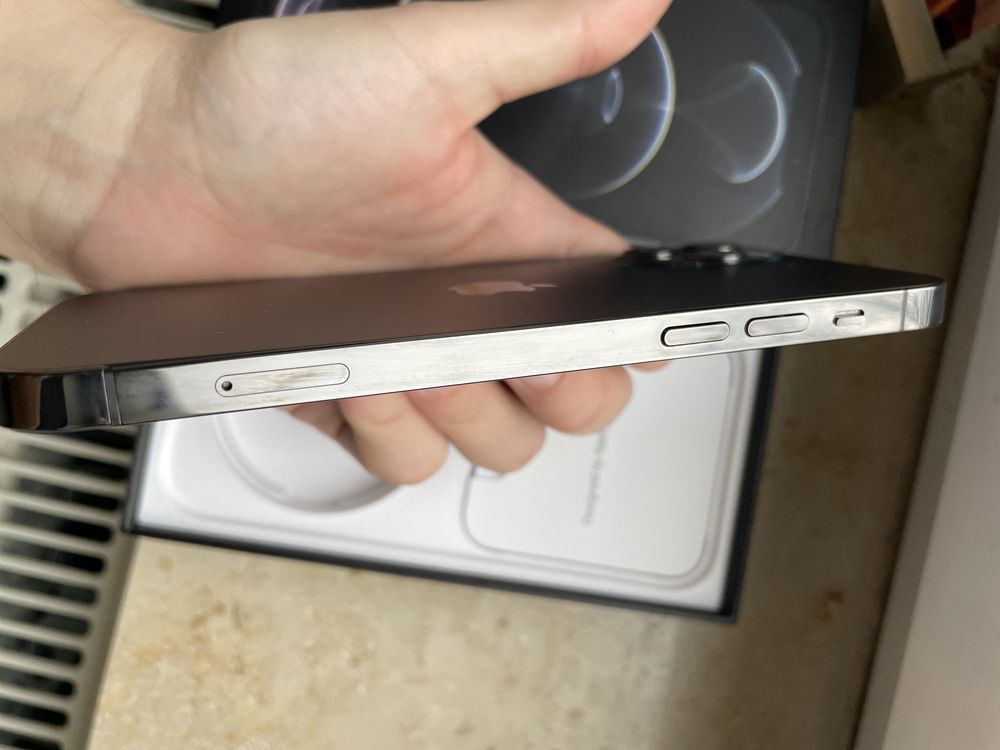 IPhone 12 pro 256 g