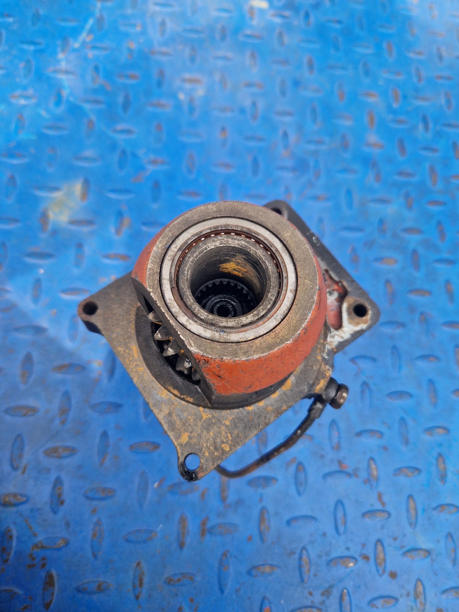 Pompa hydrauliczna zębata do silnika Perkins
