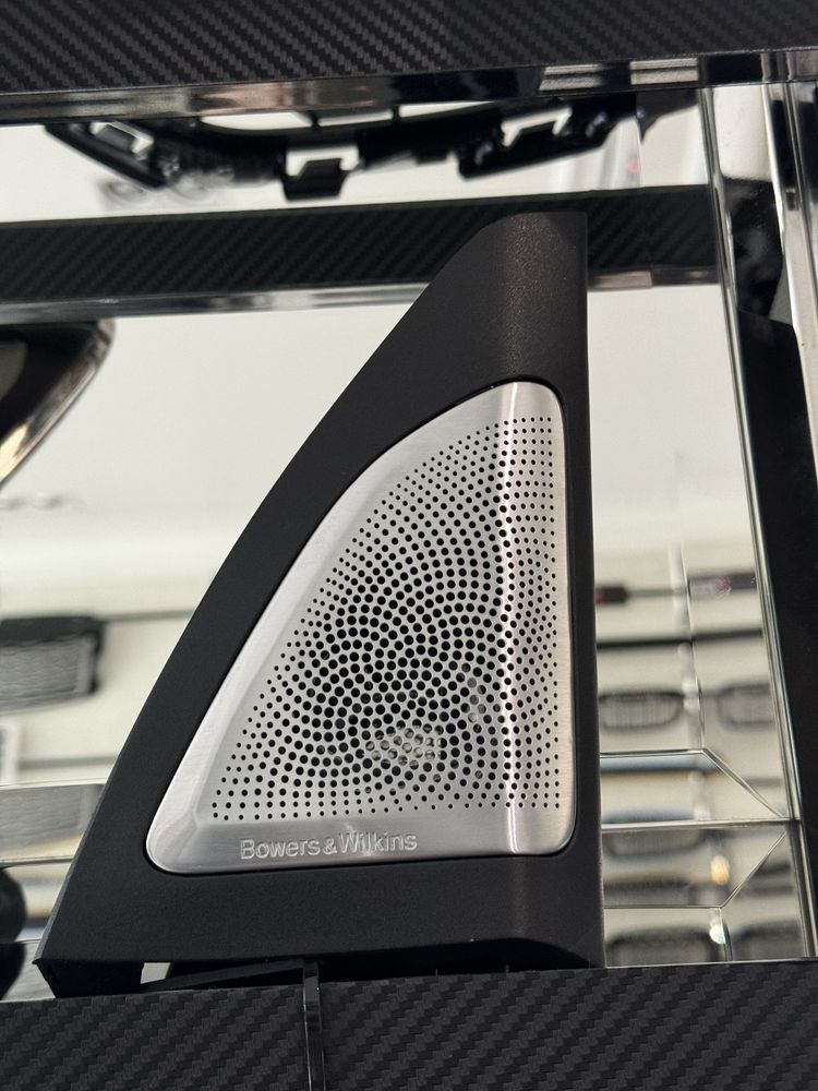 Накладки на динамики Bowers & Wilkins для BMW X5 G05, X7 G07