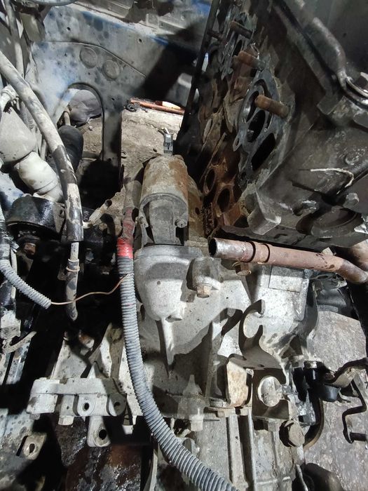 Генератор Хюндай Лантра Стартер 1.6 Хюндай Пони Хундай