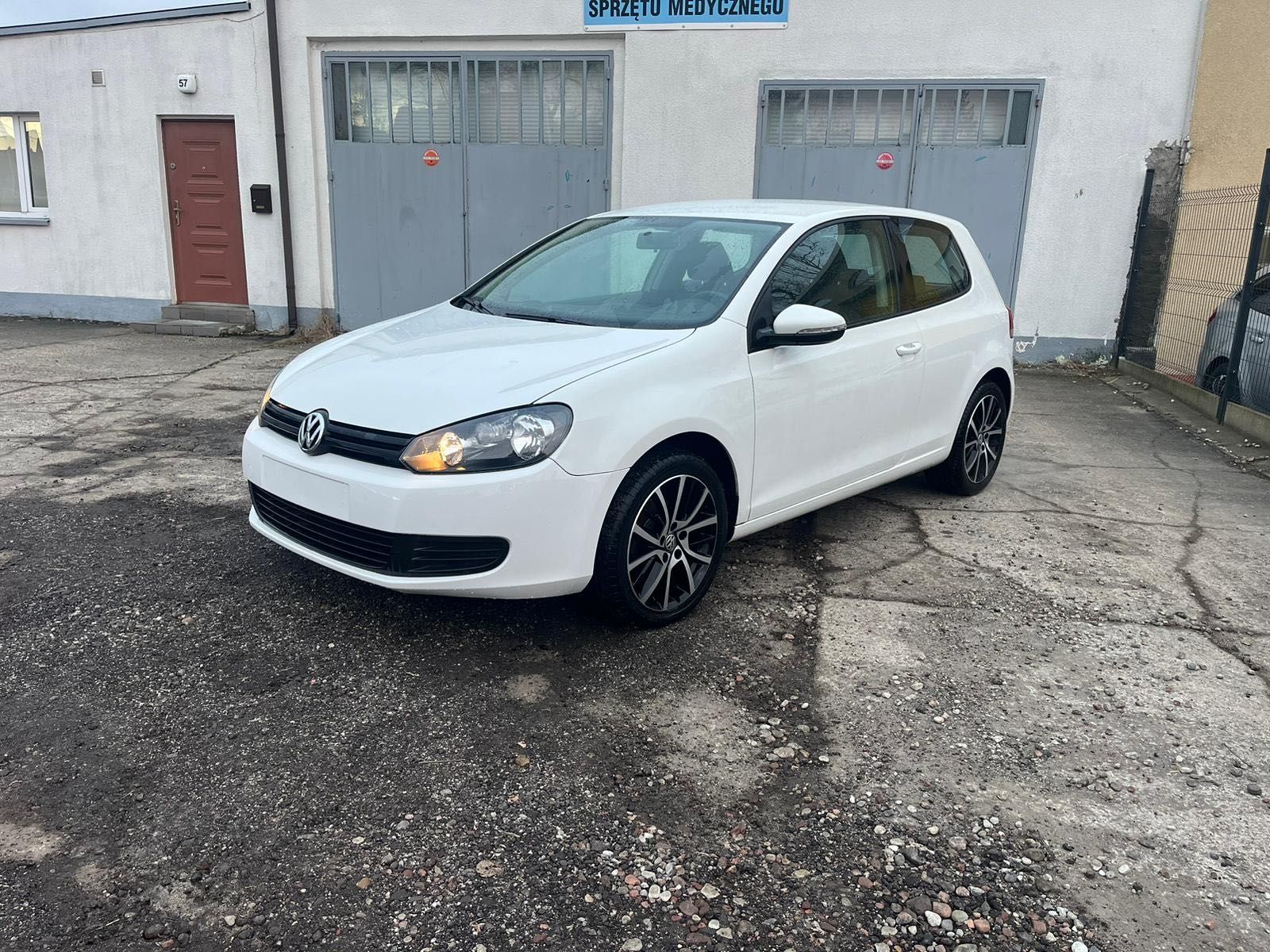 Golf 6 benz przebieg 98 tys klima Alu 2011