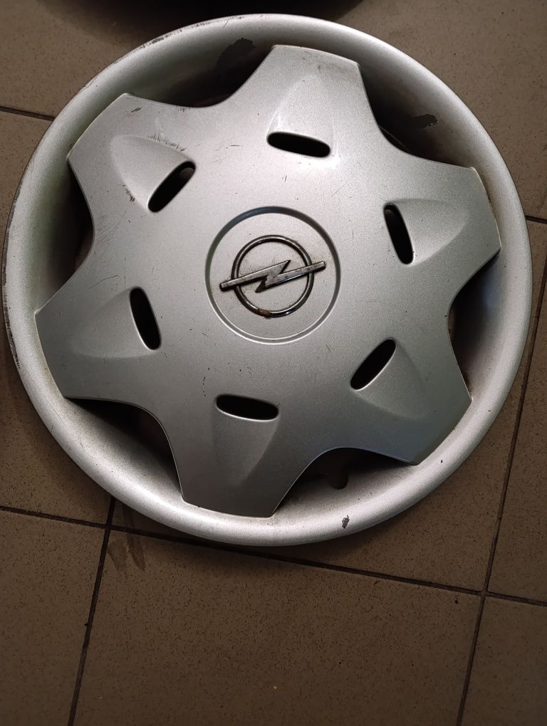 Kołpaki do Opla Vectra