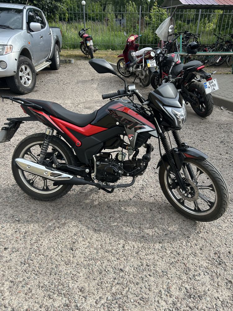 Продам мотоцикл spark phantom 125
