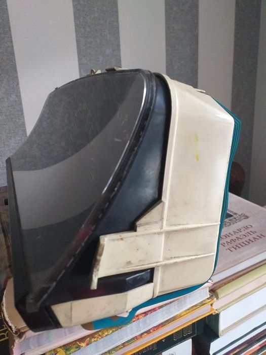 Панель приборов Оpel Omega A 2.0.