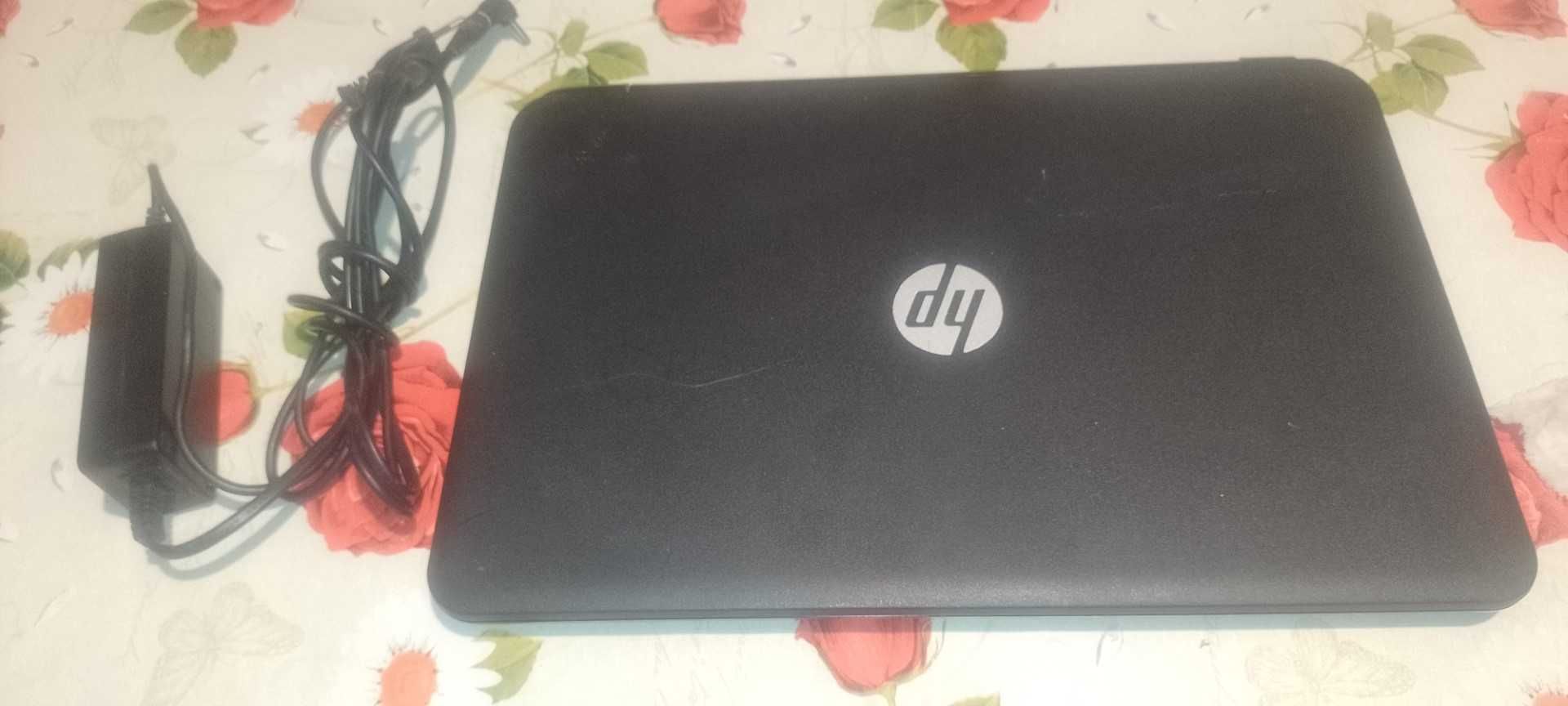 laptop  hp model 15-r101nw intel