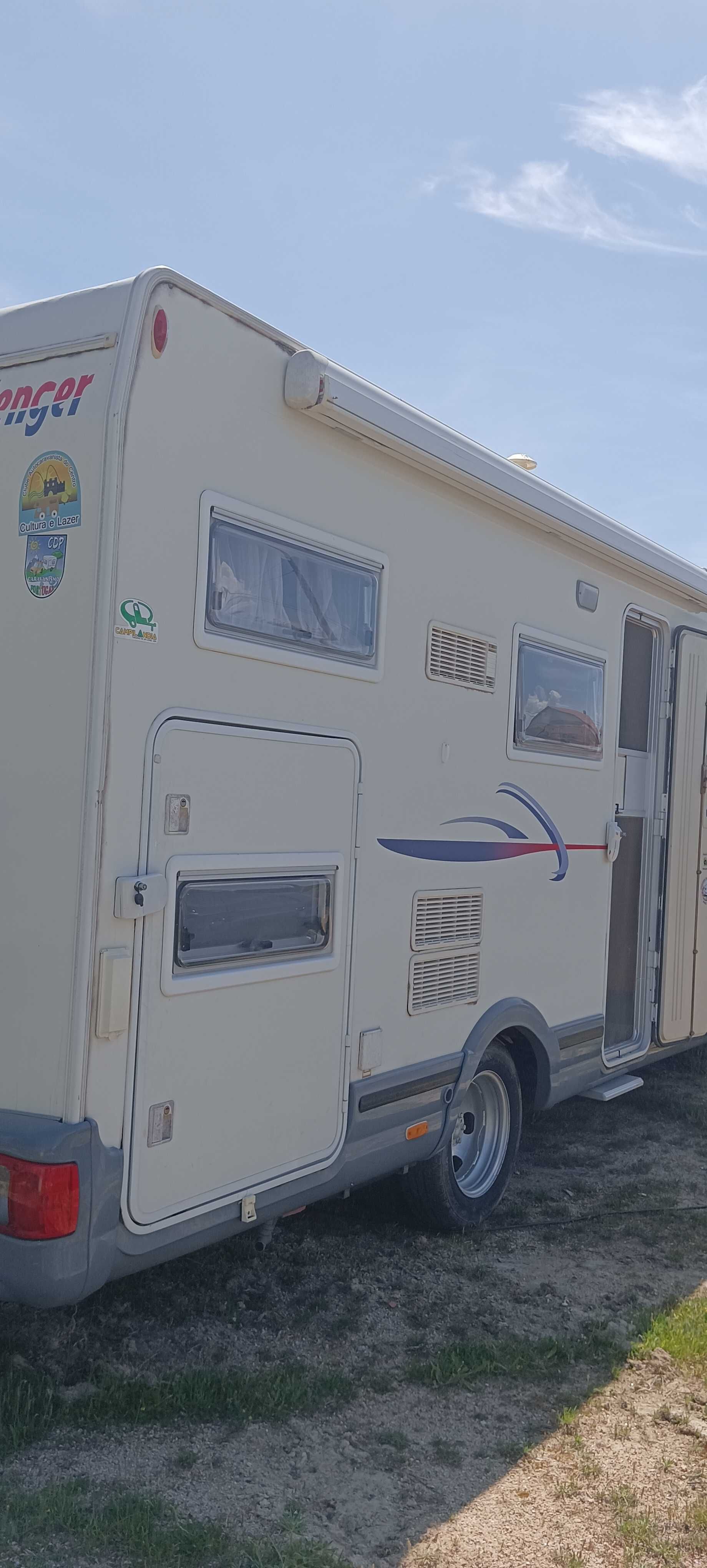 Vende-se Autocaravana challenger ford Trigano - 2004 - só 60.000 Km