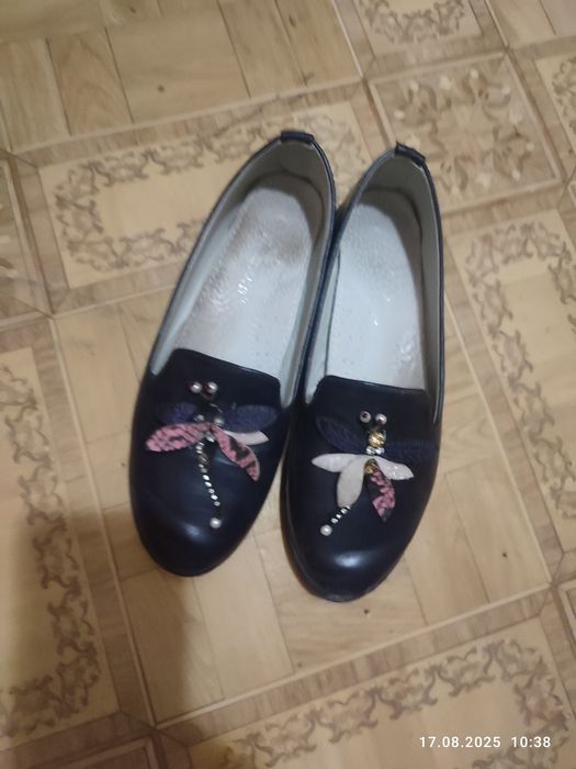 Туфлі В школу на 1 вересня 35 р
